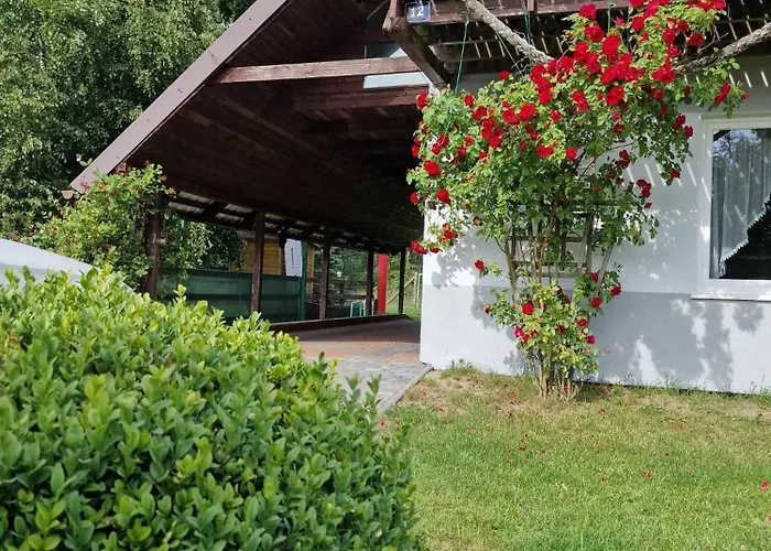 Semesterbostad Nina Kopalino